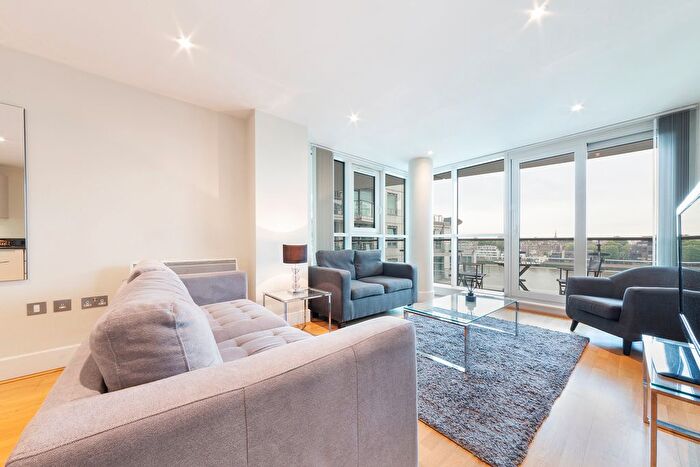 1 Bedroom Flat To Rent In Jellicoe House, St. George Wharf, Nine Elms, London, SW8