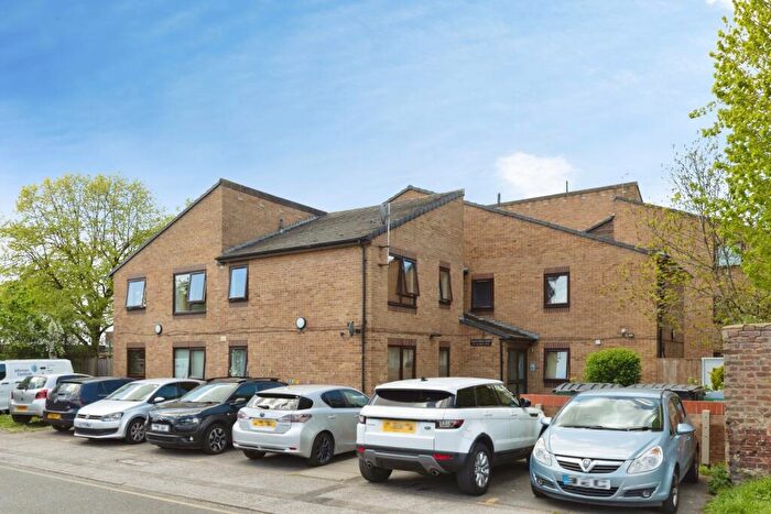 1 Bedroom Flat For Sale In Arkley Road, London, E17