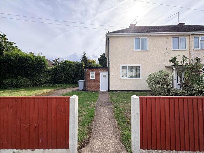 3 Bedroom Semi-Detached House To Rent In Churchill Drive, Newark, Nottinghamshire, NG24