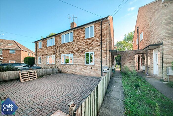 2 Bedroom Maisonette For Sale In Acacia Road, Leamington Spa, CV32