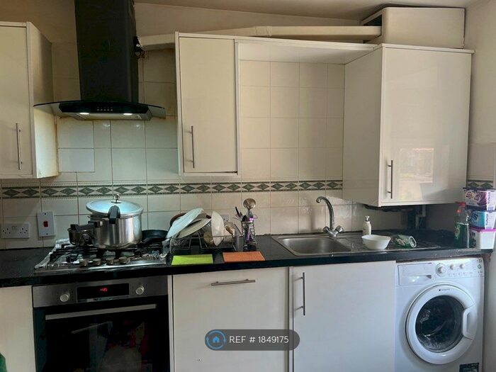 2 Bedroom Terraced House To Rent In Mauveine Gardens, Hounslow, TW3