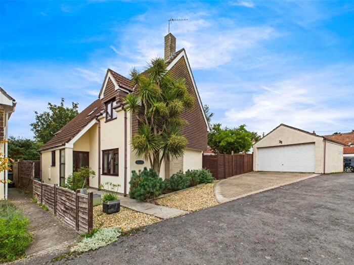 4 Bedroom Detached House For Sale In Peartree Gardens, Bleadon, Weston-super-Mare, North Somerset, BS24