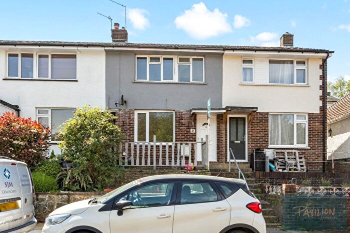 3 Bedroom Terraced House To Rent In Dean Gardens, BN41