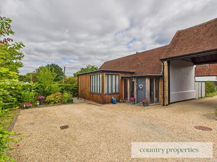 2 Bedroom Barn Conversion For Sale In Pembridge Gardens, Stevenage, SG2
