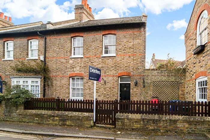 3 Bedroom Property To Rent In St. Matthews Road, London, W5