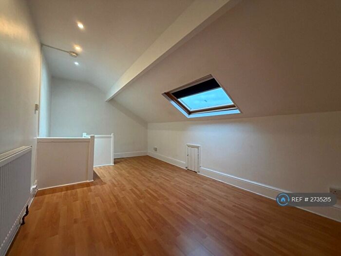 2 Bedroom Terraced House To Rent In Brooklyn Street, Leeds, LS12