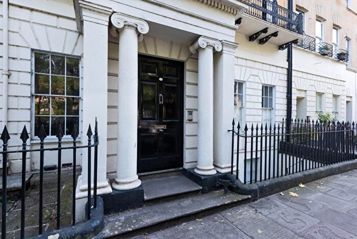 3 Bedroom Flat To Rent In Grosvenor Place, Larkhall, Bath, BA1