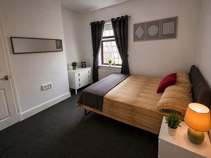 3 Bedroom Terraced House To Rent In Keary Street, Stoke-On-Trent, ST4