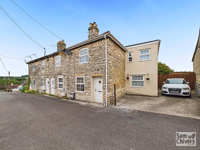 3 Bedroom End Of Terrace House For Sale In Frome Old Road, Radstock, BA3