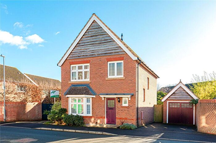 3 Bedroom Detached House For Sale In Leigh Woods Lane, Devizes, Wiltshire, SN10