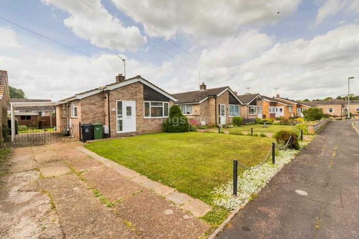 2 Bedroom Detached Bungalow To Rent In Longfields, Swaffham, PE37