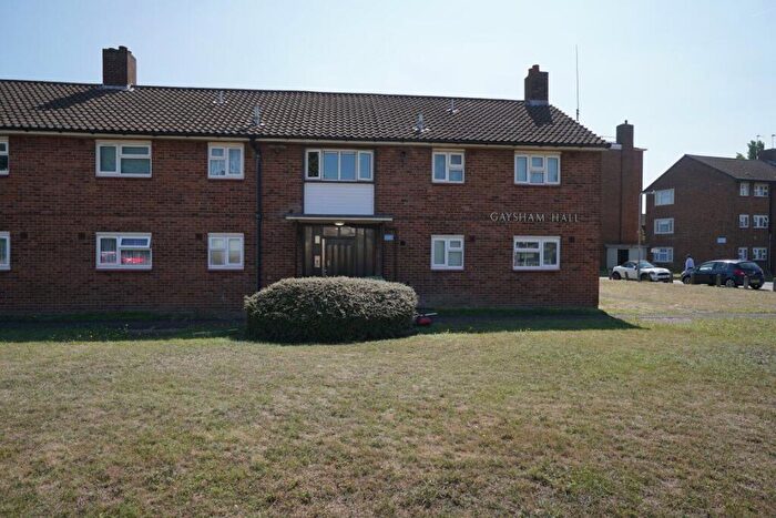 1 Bedroom Flat To Rent In Gaysham Hall Barkingside, IG5