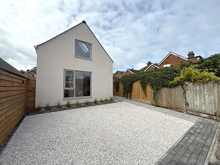 1 Bedroom Detached House For Sale In Creech Road, Parkstone, Poole, BH12