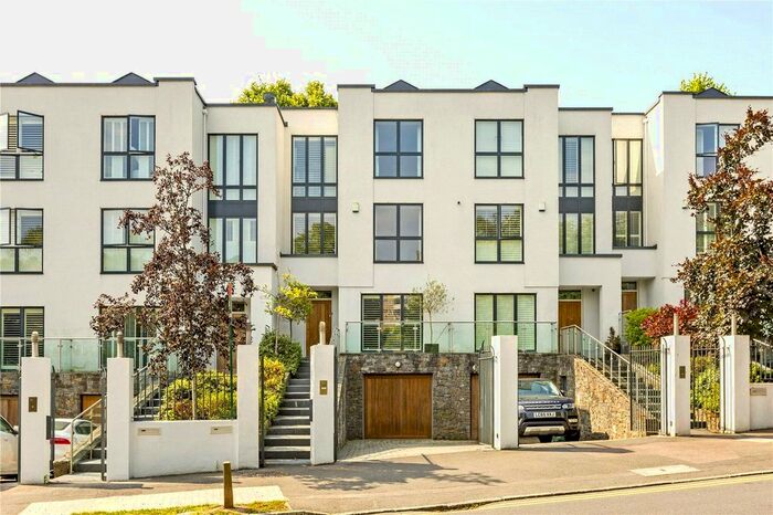 5 Bedroom Detached House To Rent In Queensmere Road, Wimbledon, SW19