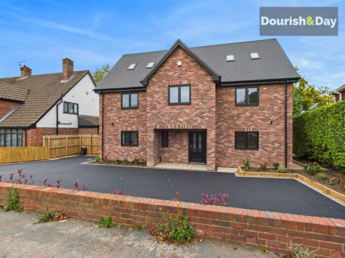 6 Bedroom Detached House To Rent In Repton Drive, Newcastle, ST5