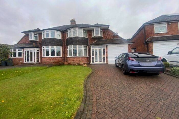 3 Bedroom Property To Rent In Stirling Road, Sutton Coldfield, B73