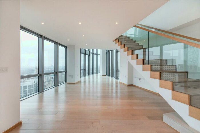 2 Bedroom Flat To Rent In No West India Quay, Hertsmere Road, E14