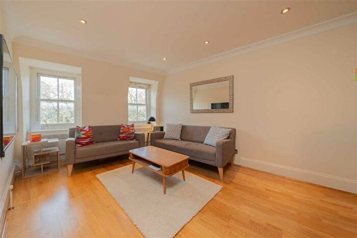 1 Bedroom Flat To Rent In Beauchamp Place, South Kensington, SW3