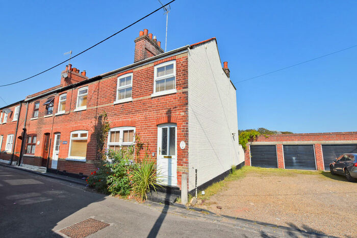 2 Bedroom End Of Terrace House To Rent In Victoria Road, Mundesley, NR11