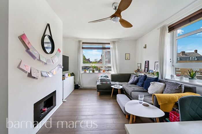 1 Bedroom Flat To Rent In Stonhouse Street, London, SW4