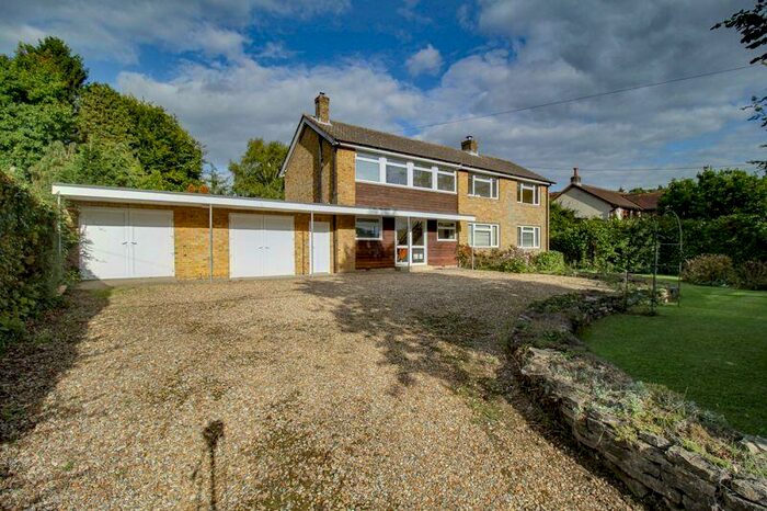 4 Bedroom Detached House To Rent In Chapel Lane, Curdridge, SO32