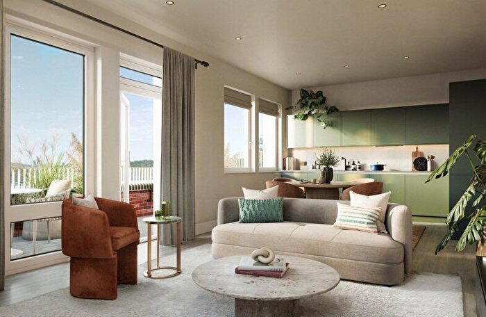 2 Bedroom Flat For Sale In Southmere, Harrow Manorway, SE2