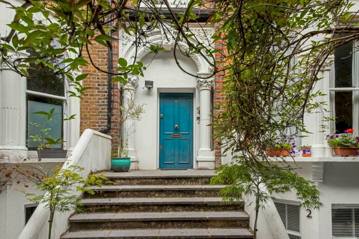 2 Bedroom Apartment To Rent In Wickham Road, Brockley, London, SE4