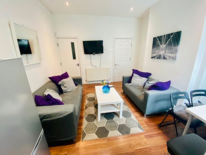 5 Bedroom Terraced House To Rent In Charlotte Road, City Centre, Sheffield, S1