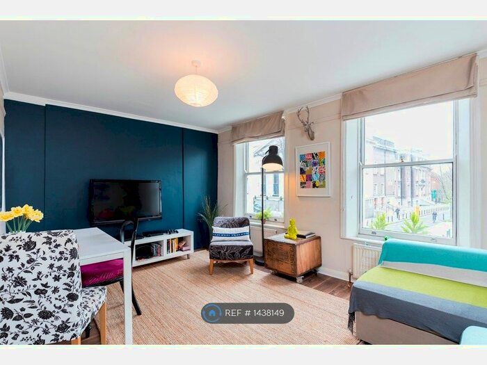 2 Bedroom Flat To Rent In Upper Street, London, N1