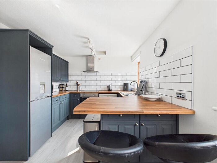 2 Bedroom Flat For Sale In Abbey House, Cirencester, GL7