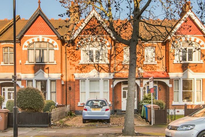 1 Bedroom Flat To Rent In Turney Road London, SE21