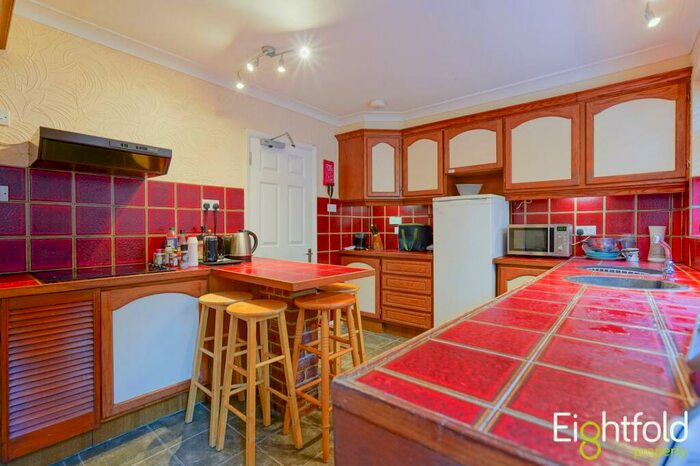 5 Bedroom End Of Terrace House To Rent In Fitch Drive, Brighton, BN2
