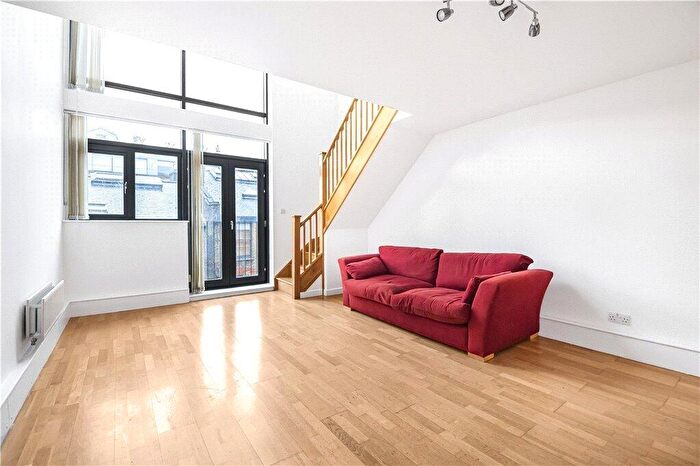 2 Bedroom Apartment To Rent In Curtain Road, Shoreditch, London, EC2A