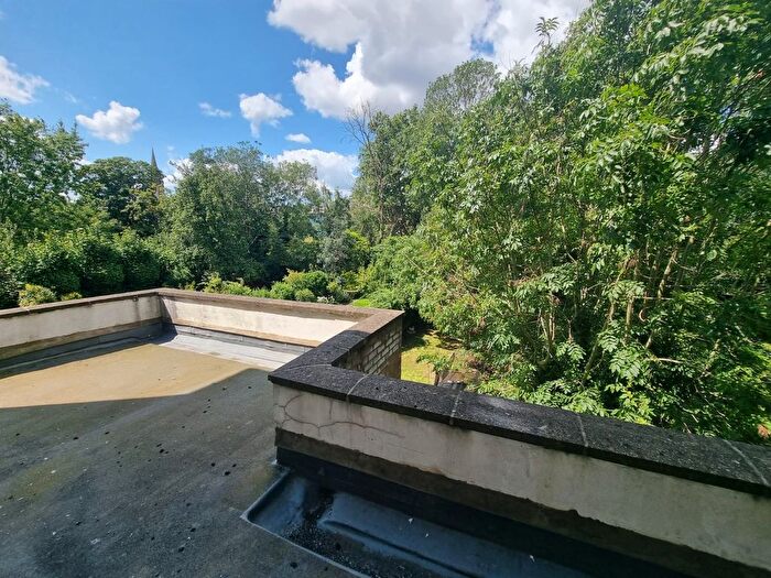 1 Bedroom Flat To Rent In Cavendish Road, London, NW6