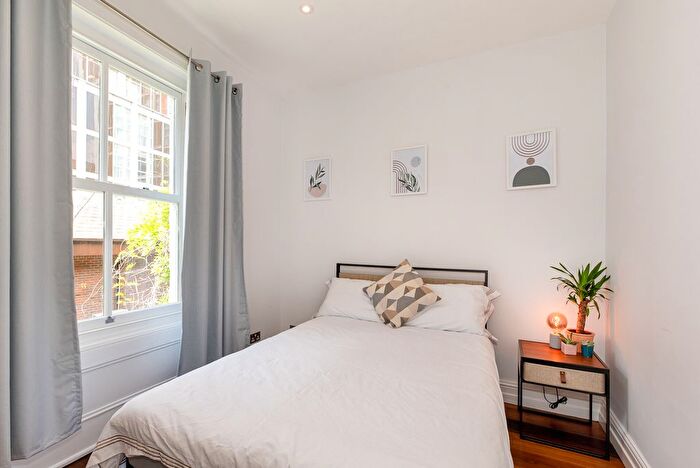 2 Bedroom Flat To Rent In Collingham Place, Gloucester Road, SW5