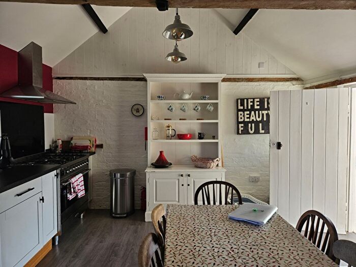 2 Bedroom Cottage To Rent In Foyle Hill, Shaftesbury, Dorset, SP7