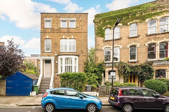 2 Bedroom Flat For Sale In Evangelist Road, Kentish Town, NW5