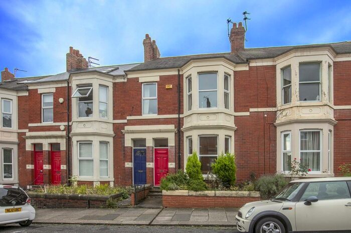 2 Bedroom Apartment To Rent In Grosvenor Gardens, Newcastle Upon Tyne, NE2