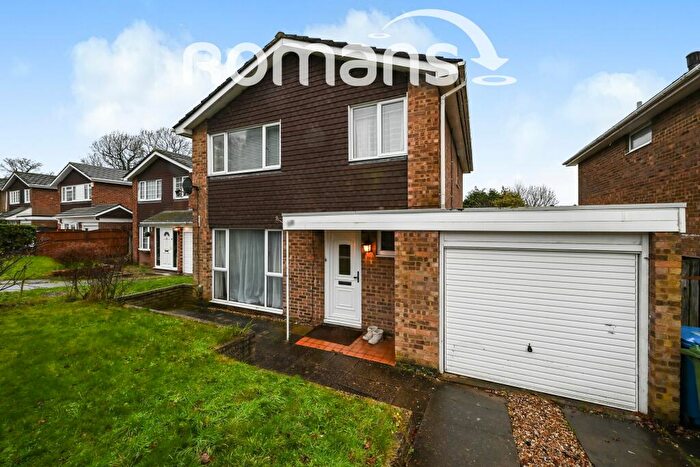 4 Bedroom Detached House To Rent In Avebury, RG12