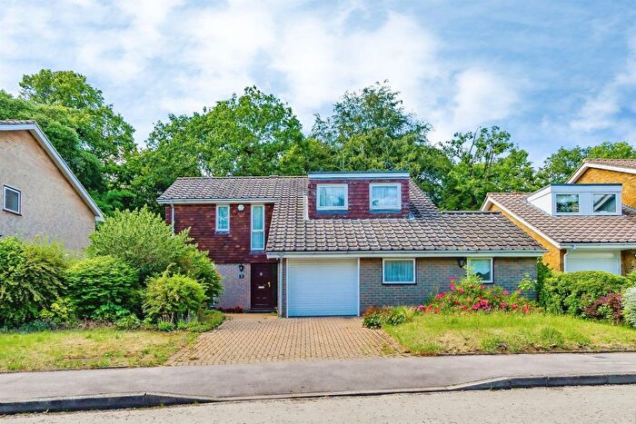 5 Bedroom Detached House For Sale In Onslow Crescent, Chislehurst, BR7