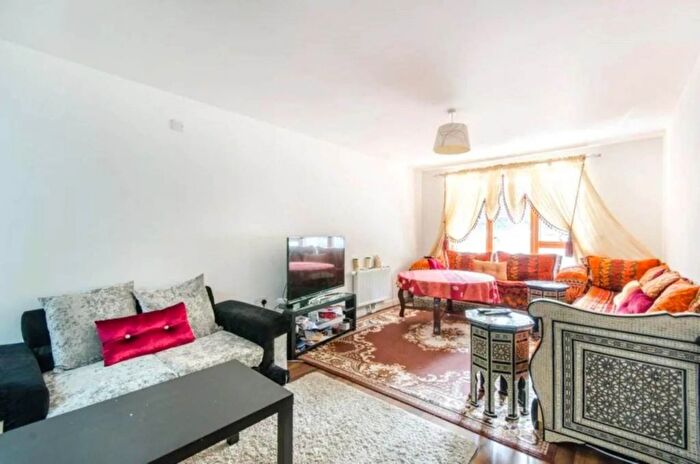 2 Bedroom Flat To Rent In Empire Way, Wembley Park, HA9