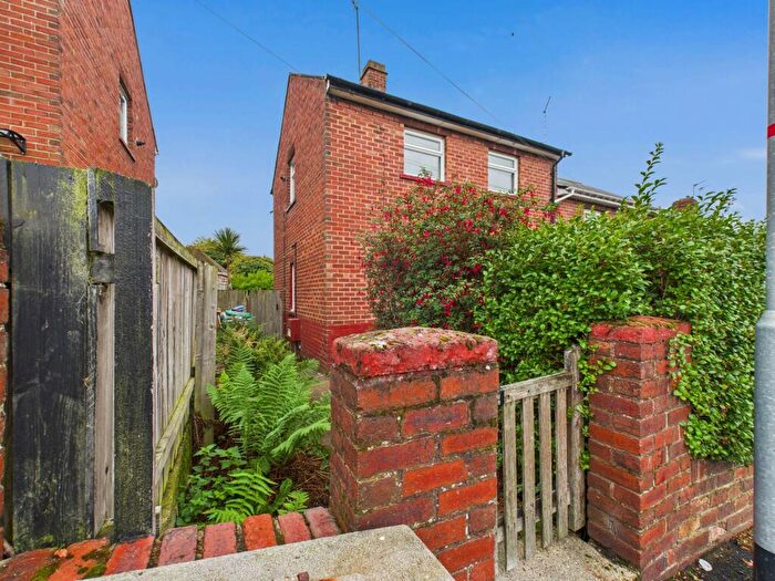 2 Bedroom Semi-Detached House To Rent In Sussex Road, Moorside, Consett, Durham, DH8