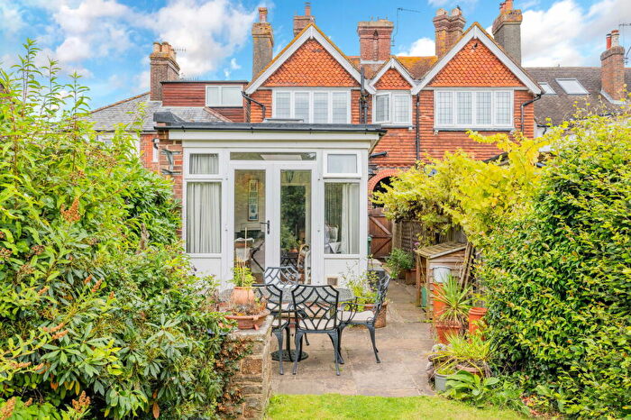 2 Bedroom Semi-Detached House For Sale In Flanchford Road, Reigate Heath, RH2