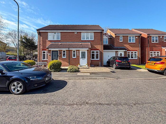 2 Bedroom Terraced House For Sale In The Covers, Swalwell, Newcastle Upon Tyne, NE16