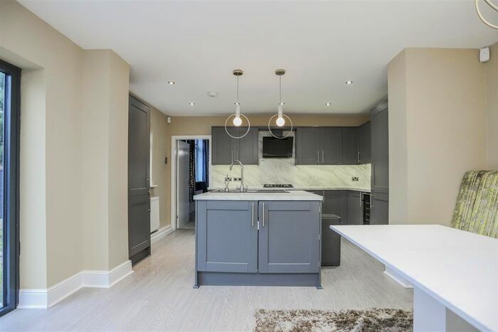 3 Bedroom Detached House To Rent In Deans Road, Swinton, Manchester, M27