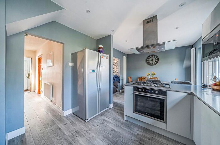 5 Bedroom End Terrace House For Sale In The Green, Cirencester, Gloucestershire, GL7