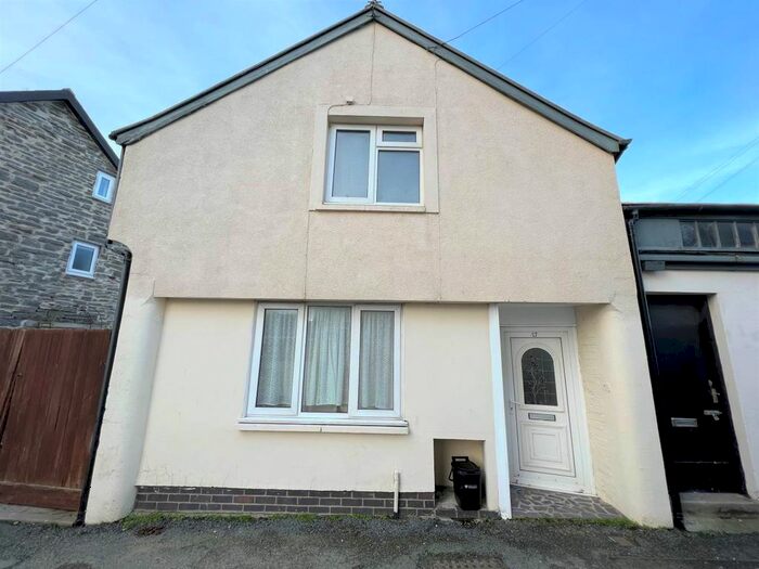 3 Bedroom Property To Rent In Grays Inn Road, Aberystwyth, SY23