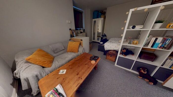 1 Bedroom Flat To Rent In Melville Place, Woodhouse, Leeds, LS6