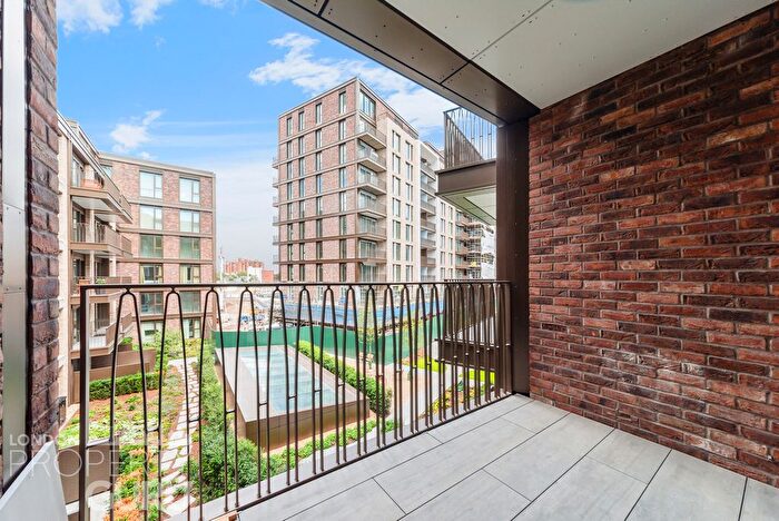 1 Bedroom Flat To Rent In King's Road Park, London, SW6