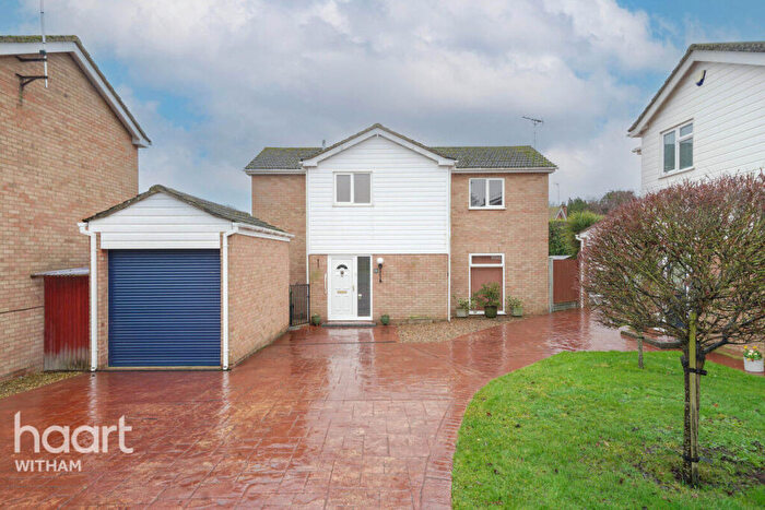 4 Bedroom Detached House For Sale In Constantine Road, Witham, CM8